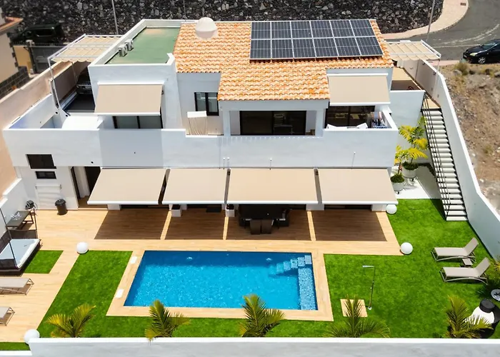 Saras Village * Costa Adeje (Tenerife)