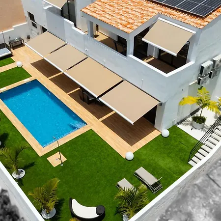 Saras Village Βίλα *