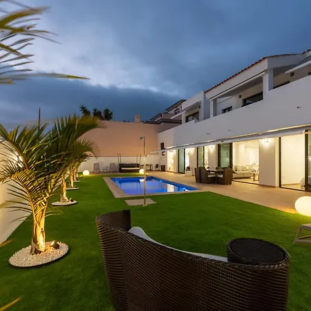 Βίλα Saras Village *